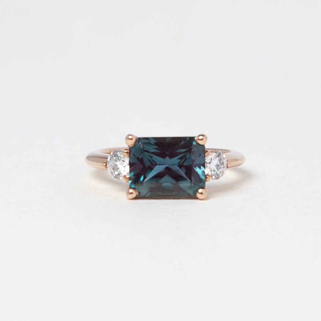 alexandrite-east-west-diamond-unique-engagement-ring-rose-gold