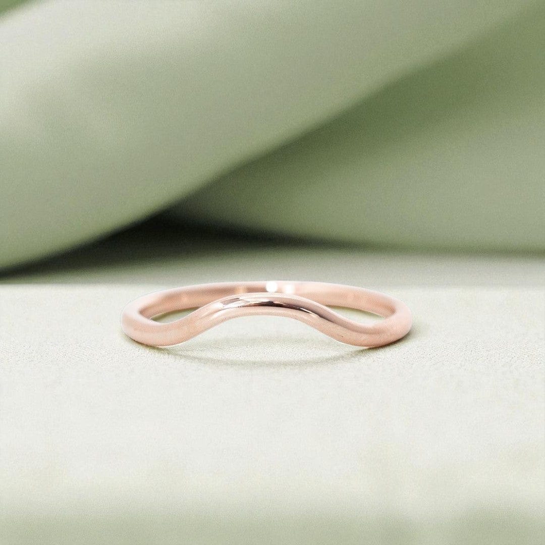 rose-gold-curved-gold-wedding-band