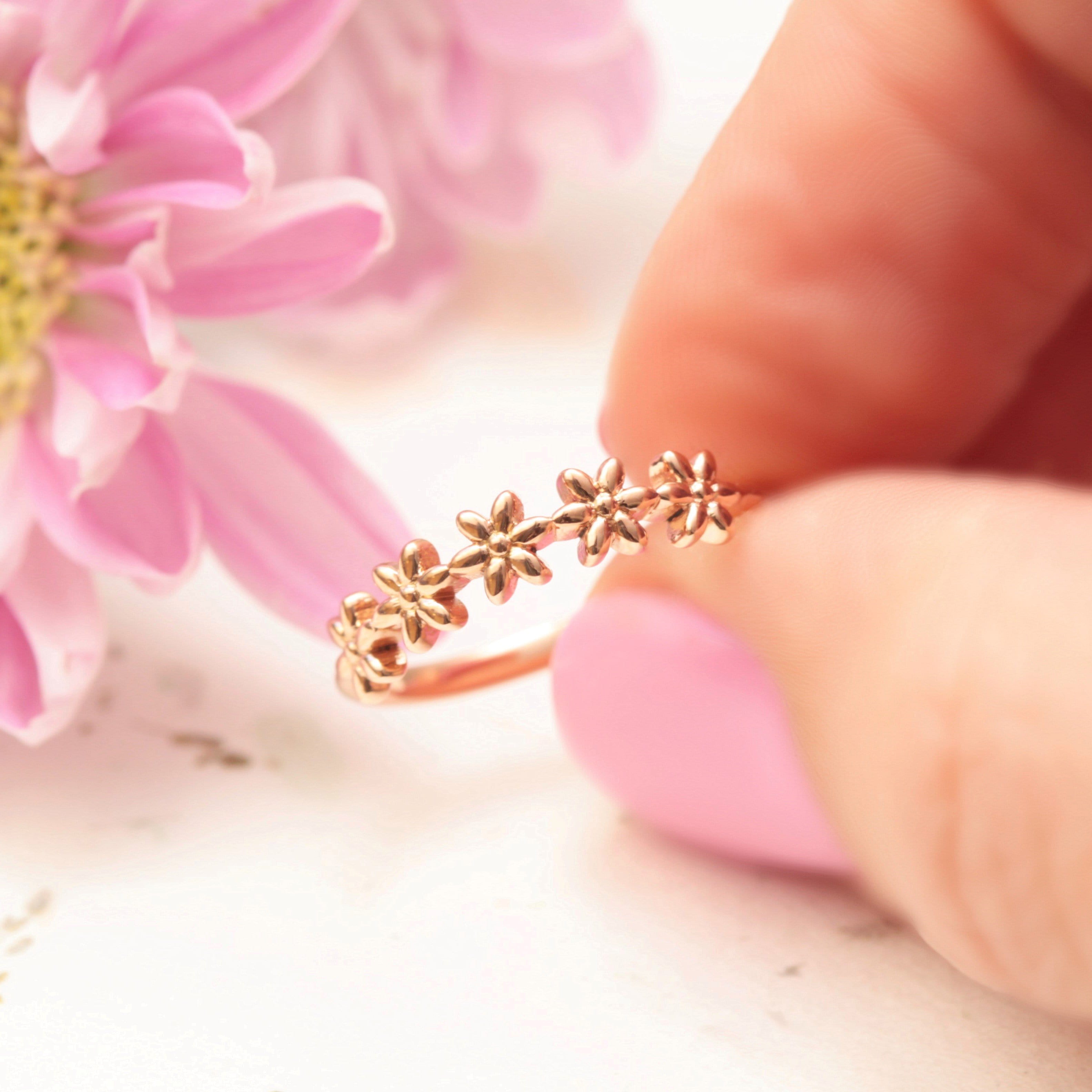 Curved Flower Wedding Band - Vinny & Charles