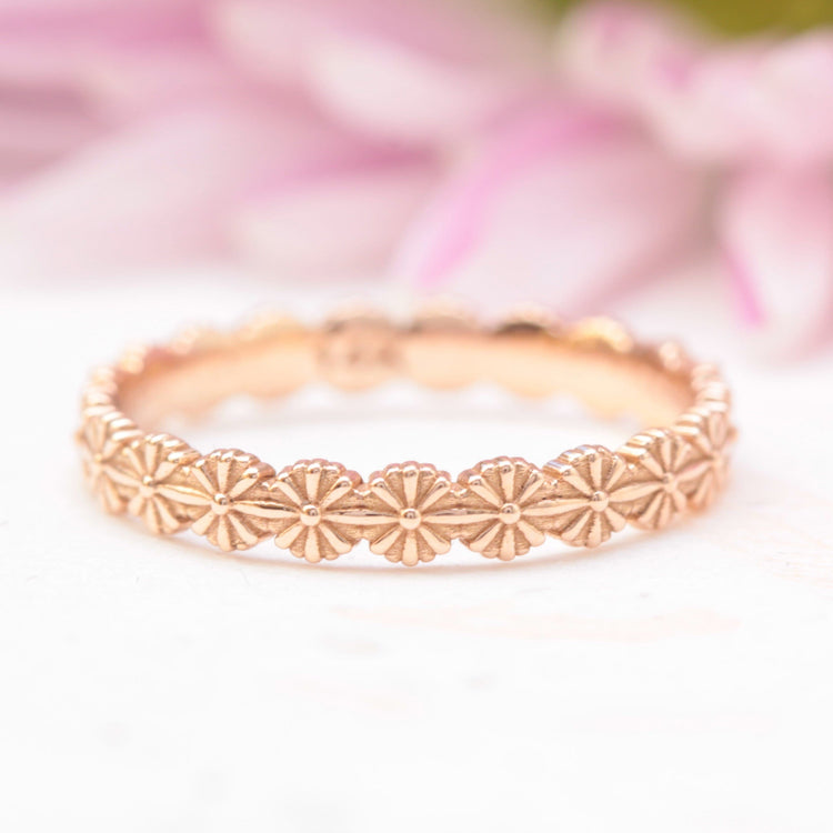 Daisy eternity wedding ring - Vinny & Charles