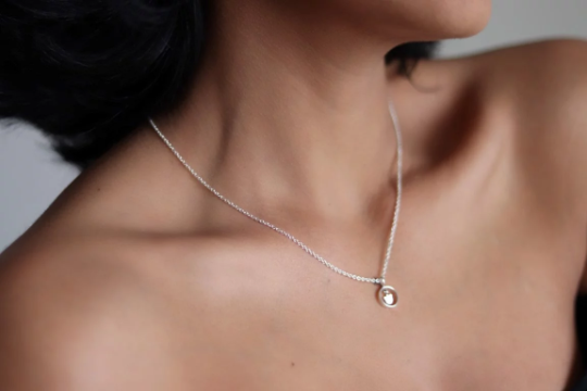 Bear charm necklace - Vinny & Charles