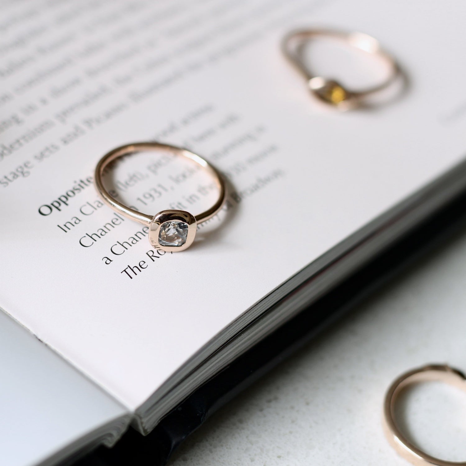 Custom Engagement Rings Online vs In-Store: Which Is Better in Australia?