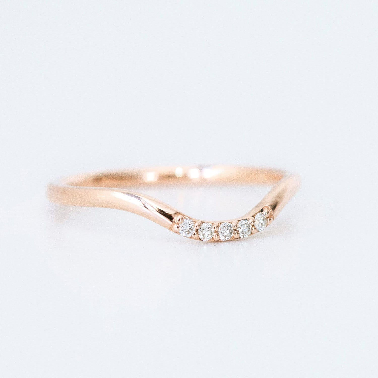 Rose gold deals contour wedding band