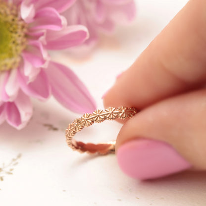 Daisy eternity wedding ring - Vinny &amp; Charles