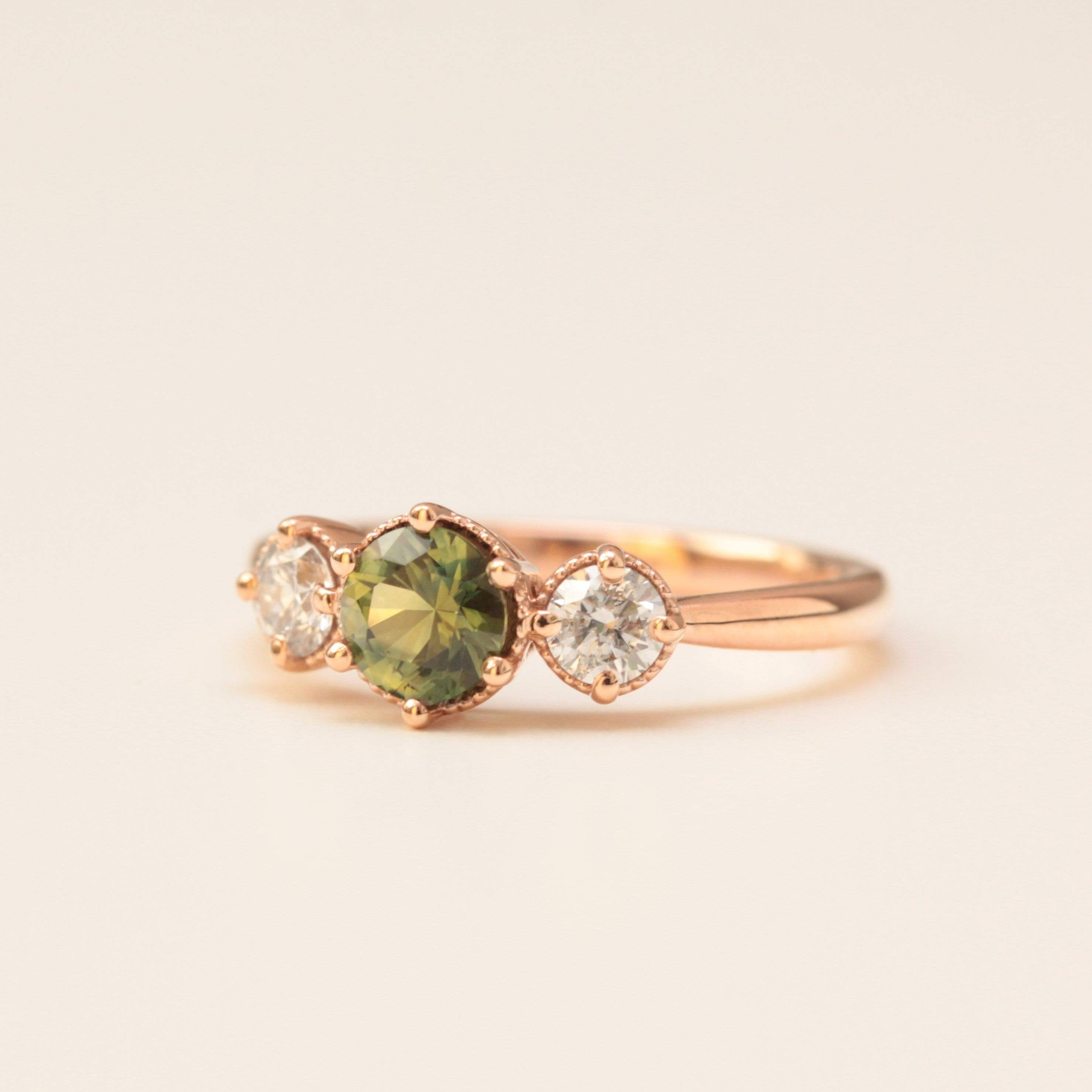 Green sapphire stone on sale ring