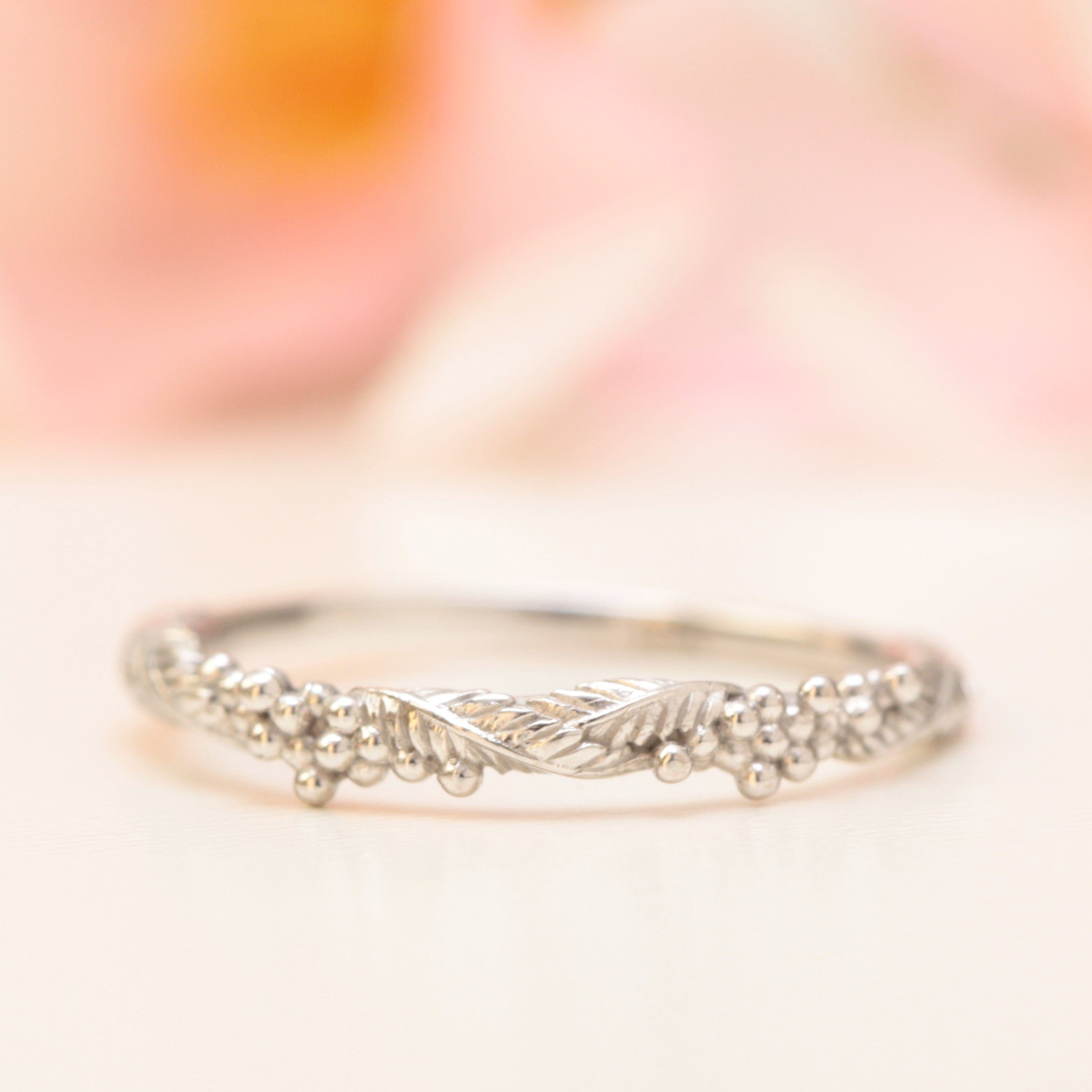 Wattle Leaf Wedding Ring Set - Vinny &amp; Charles