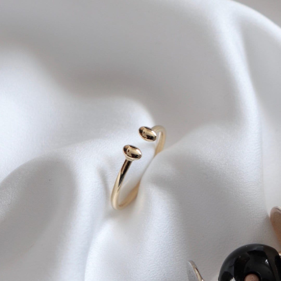 14k Gold Droplet Ring - Vinny &amp; Charles